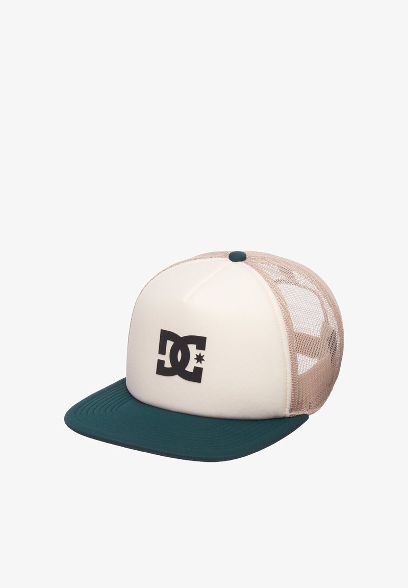 Casquette de camionneur avec devant structuré crème, côtés en maille beige et visière turquoise. Présente un logo DC noir bien en vue à l'avant.