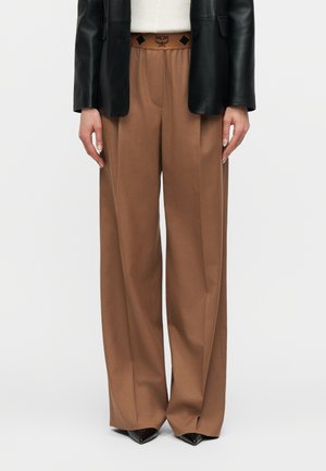 PANTS - Pantaloni - light brown
