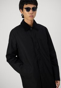 Selected Homme SLHWALTER WAXED - Short coat - black