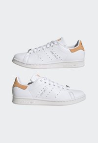 adidas Originals STAN SMITH  - Treniņu apavi - white