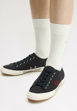 Fred Perry, ZAPATILLAS FRED PERRY - Zapatillas - azul marino