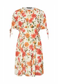 Kwiatowa sukienka z lekkiego materiału, z białym tłem i pomarańczowo-czerwonymi wzorami kwiatowymi, krótkie rękawy z wiązaniami oraz luźny krój.