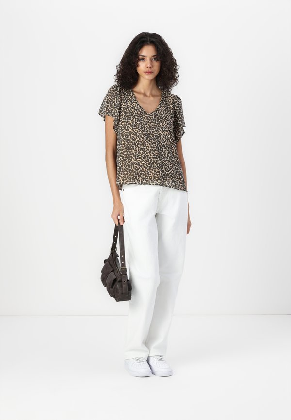 VIMICADA V NECK LEO  - Print T-shirt - tigers eye4