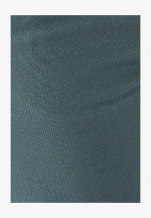 Geribbeld teal stof, met een gladde textuur en gelijkmatige gestreepte breedte, die een uniforme kleur laat zien zonder zichtbare patronen of hardware.