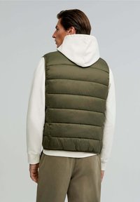 Scalpers NEW GSTAAD  - Vest - khaki