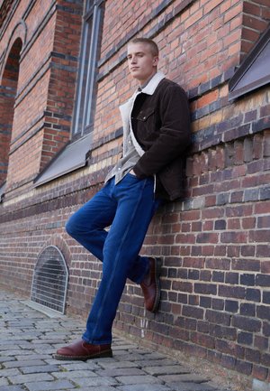 FRONTIER - Straight leg jeans - dancing water