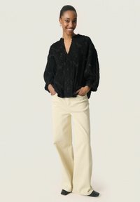 Soaked in Luxury AMILY - Tunic - black