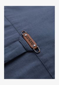 Non sélectionné, dark blue