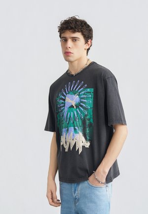 T-shirt con stampa - black