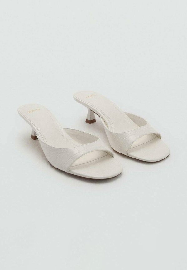 MED LILLE - Mules - hvid3