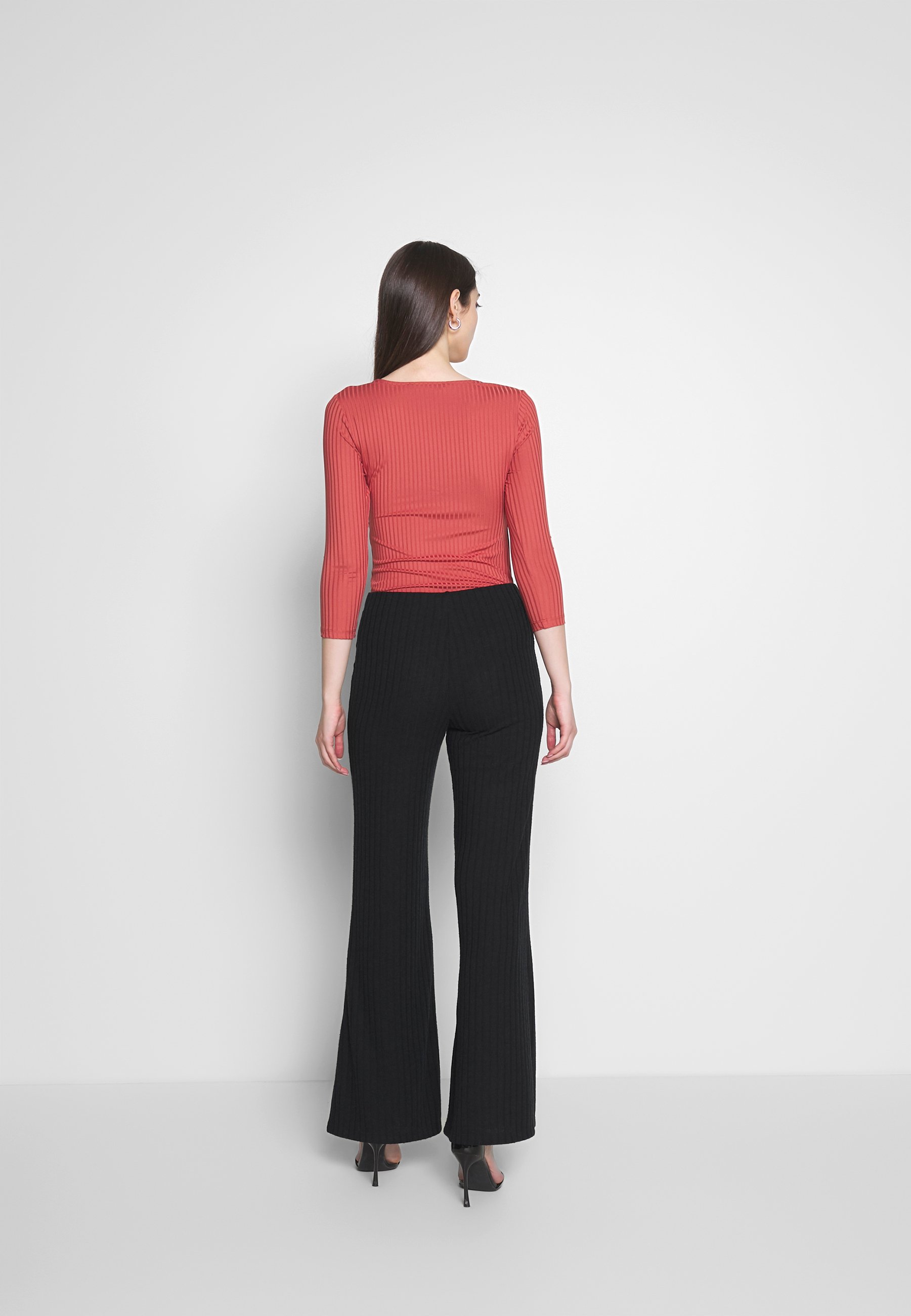 Noisy May NMSLOAN PANT Bukse black Zalando.no Noisy May NMSLOAN PANT - Bukse - black