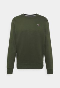 Mörkgrön sweatshirt med rund halsringning och långa ärmar, samt en liten broderad logotyp i röd, vit och blå på vänster bröst.