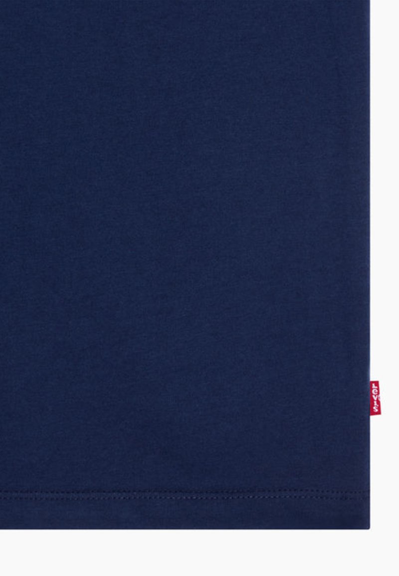 Jeans, vestes et vêtements 's® | Site officiel de 's