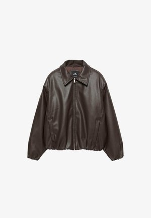 Hnedá koženka s zipsom vpredu, širokým golierom a pufovanými rukávmi. Obsahuje rebrovaný lem a hladký povrch.