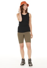 Whistler Top - zwart