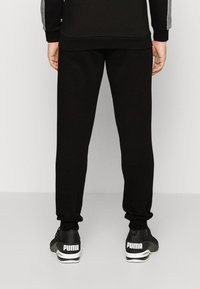 Puma HOODED COLORBLOCK SUIT SET - Chándal - black