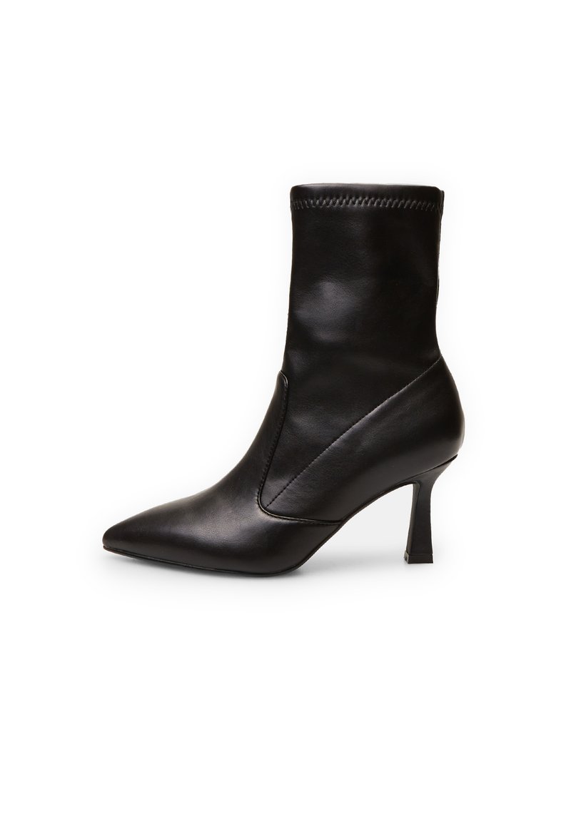 Bata Botine clasice - schwarz