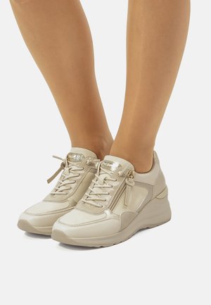 Zapatillas - beige