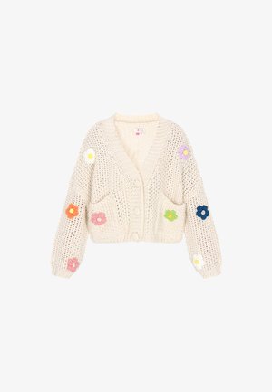 Cremefarvet strikket cardigan med farverige hæklede blomsterapplikationer på ærmerne og lommerne, der har tre knapper foran og en V-udskæring.