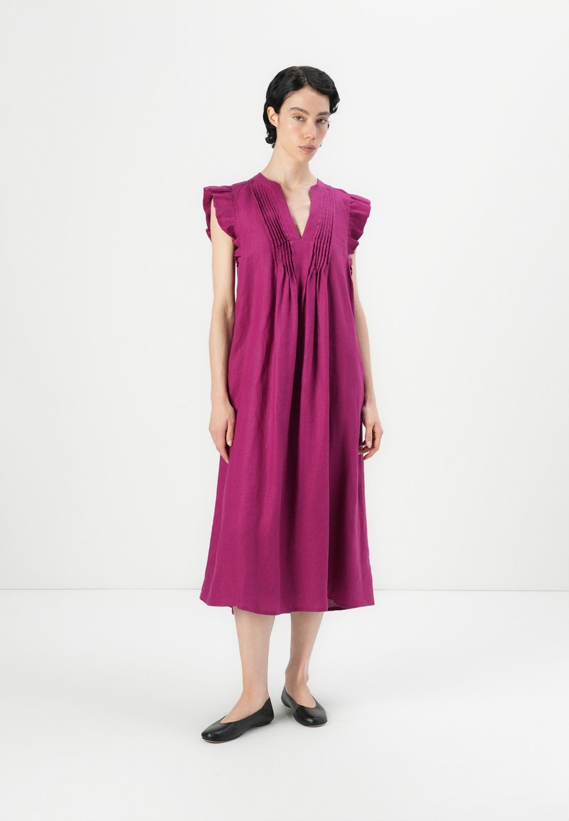 RIANI Jurk donkerroze RIANI Jurk donkerroze