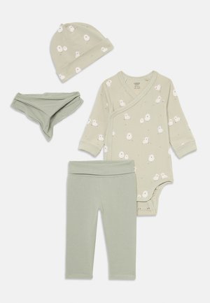 SCARF UNISEX SET - Body - light dusty green