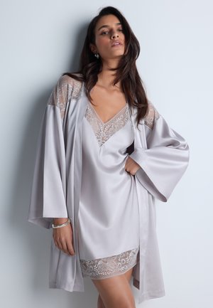 MIDNIGHT WHISPER - Peignoir - cosmos silver