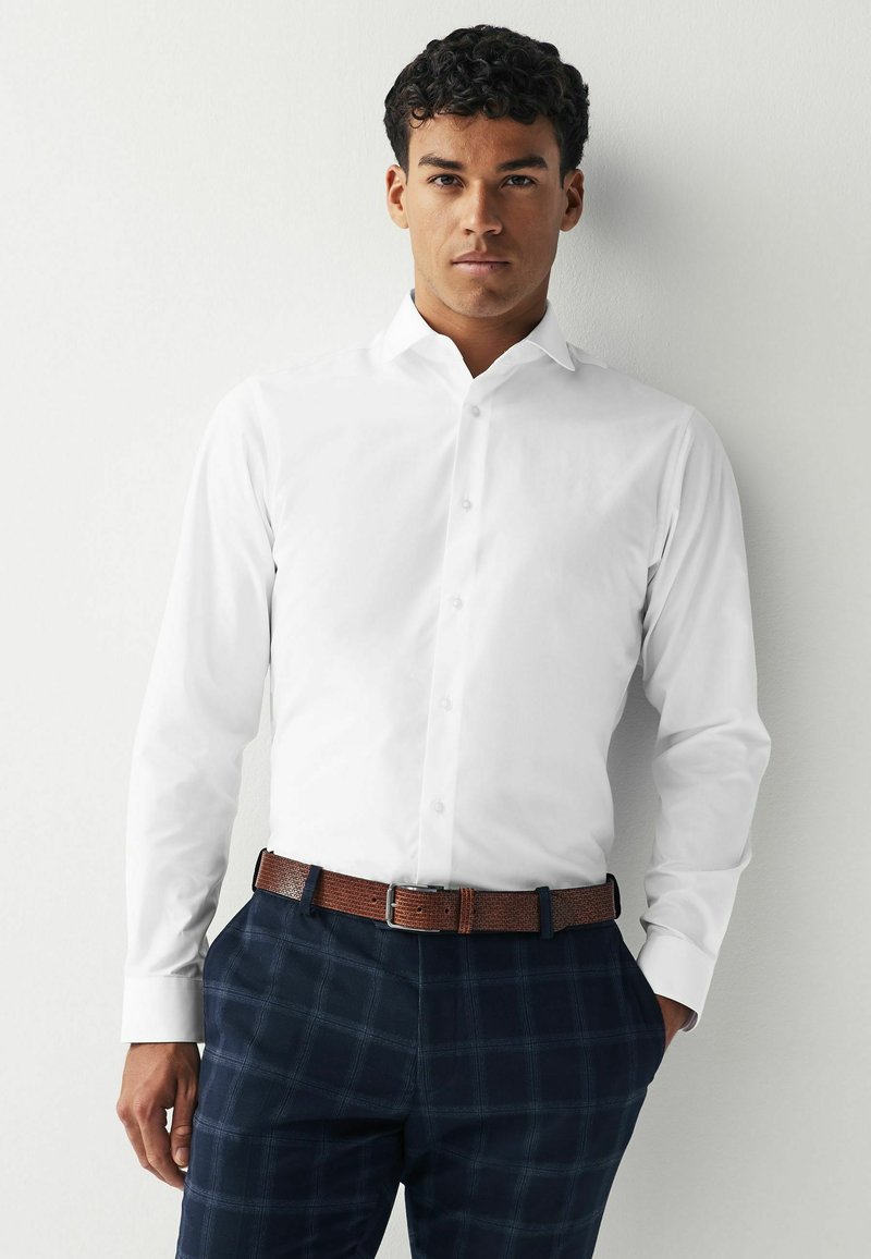 Next - SINGLE CUFF  REGULAR FIT - Zakelijk overhemd - white penny collar, Vergroten