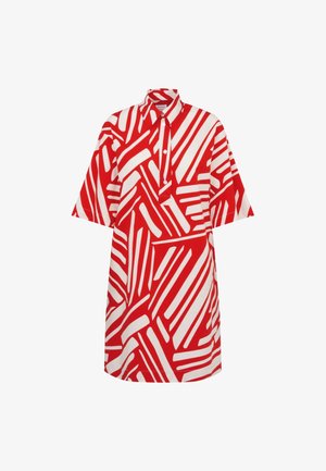 Rood-witte kortemouwenjurk met geometrisch patroon, een geklede kraag met knopen en een losse pasvorm.