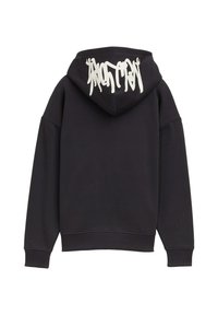 Zwarte hoodie met een groot wit ontwerp op de achterkant, geribde mouwen en zoom, gemaakt van zachte stof.