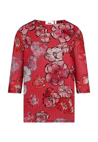 Rotes Oberteil mit drei Viertelärmeln und floralem Muster. Es hat einen strukturierten Stoff mit großen, geschichteten Blumen in Pink und Weiß, die schwarz umrandet sind.