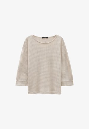 Pull en tricot beige avec un motif texturé, encolure large et manches trois quarts. Tissu doux avec une coupe décontractée.