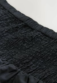REGULAR FIT - SHIRRED MIDI - A-silueta svārki - black cherry