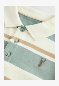 Neizbrano, mineral blue cream