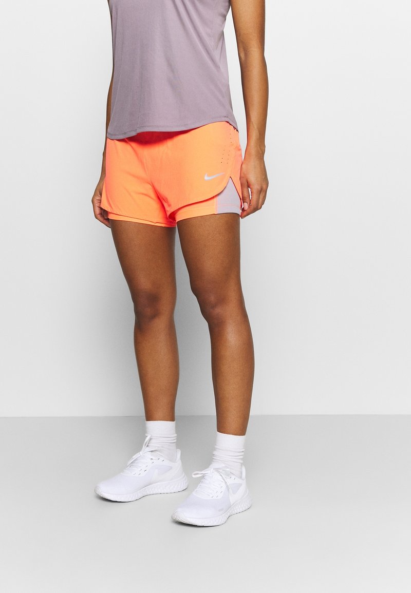 Nike Performance Träningsshorts - coral