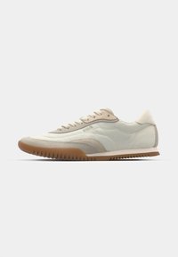 CARLYNN - Sneakersy niskie