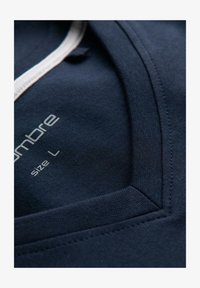 Sélectionné, navy