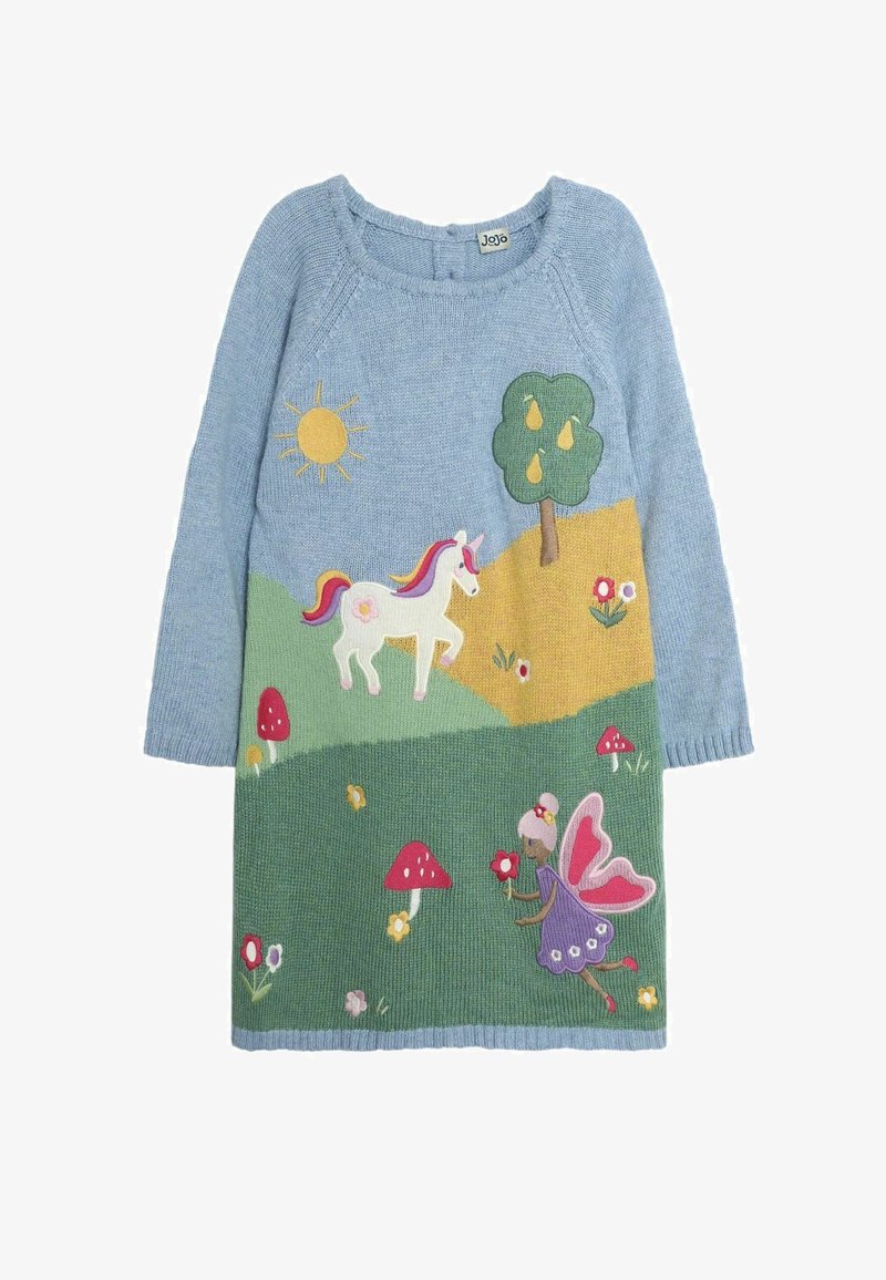 Rochie tricotată de culoare albastră deschisă, cu secțiune inferioară verde; prezintă un unicorn brodat, o zână, soare, copac și flori. Manșoni lungi și decolteu rotund.