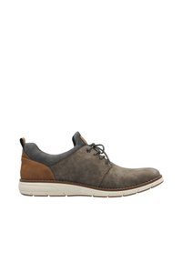 Chaussure en cuir gris avec des accents marron, bout arrondi, design à lacets et tiges texturées. Équipée d'une semelle en caoutchouc beige pour une traction optimale.