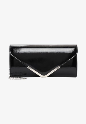 Clutch en cuir verni noir avec une forme rectangulaire élégante, présentant un accent angulaire en métal argenté et une bandoulière en chaîne amovible.