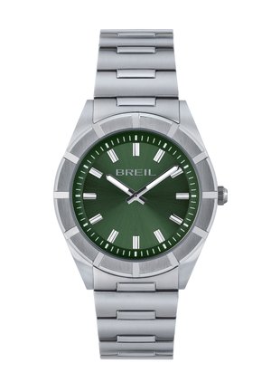 Sølv ur i metal med en mørkegrøn tekstureret urskive, hvide timemarkører, sølvfarvede visere og et armbånd af rustfrit stål. Mærkenavnet "BREIL" vises.