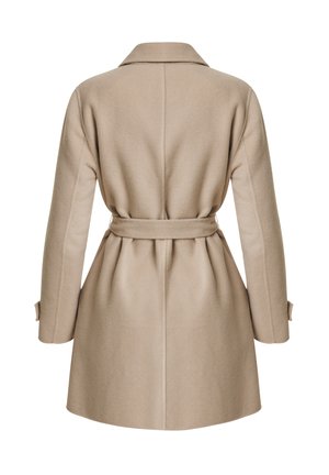 Cappotto beige con cintura, colletto, spalle strutturate, maniche lunghe e dettaglio plissettato sul retro. Materiale in lana morbida e texturizzata.
