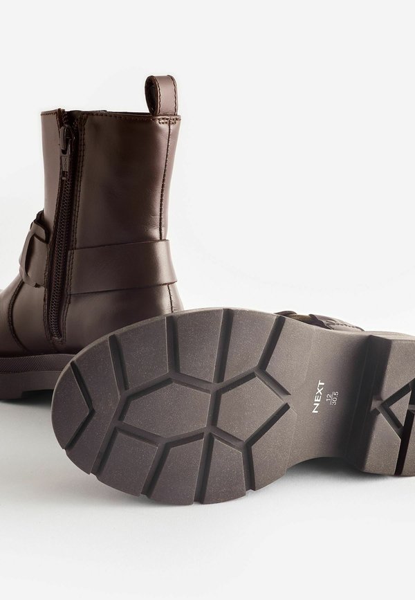 CHUNKY – Cowboy-/Bikerstiefelette