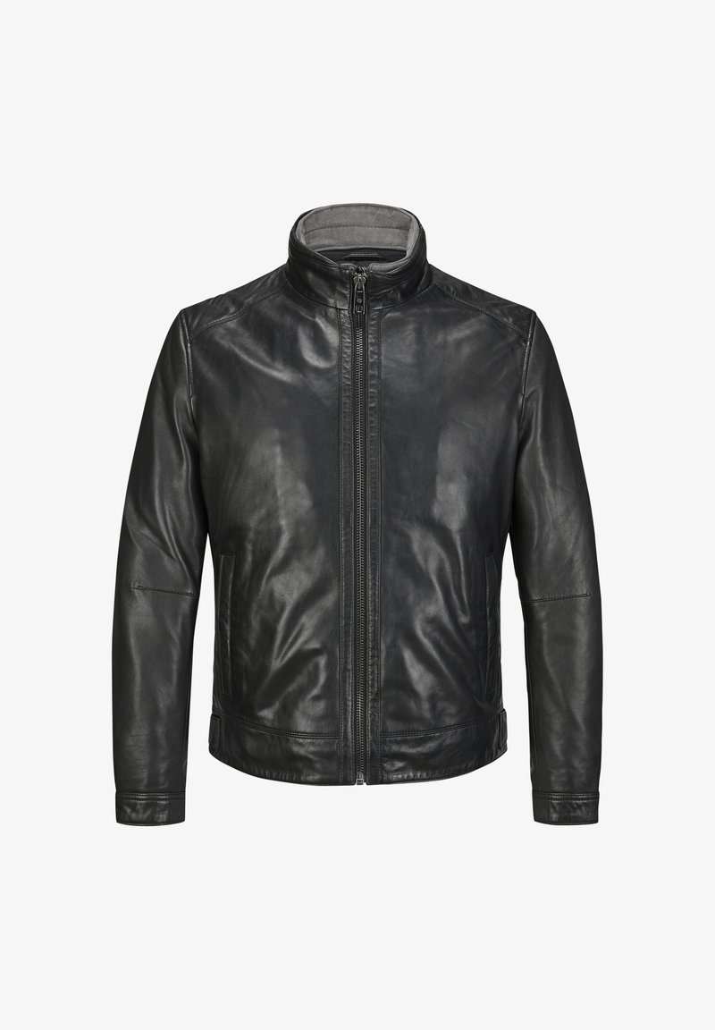 Schwarze Lederjacke mit hohem Kragen, vorderem Reißverschluss und glatter Textur. Mit seitlichen Taschen und gesteppten Akzenten auf den Schultern.