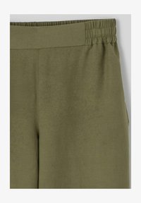 Sélectionné, vert kaki