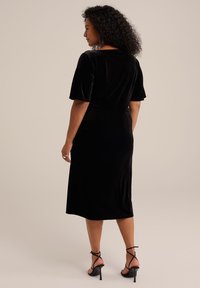 WE Fashion Dnevna haljina - black