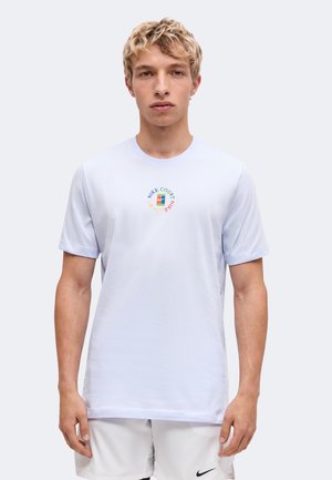 Nike Performance, TEE HERITAGE - Спортна тениска - palest purple