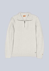 Weißer Pullover mit gerippter Textur, halbem Reißverschluss und hohem Kragen. Verfügt über subtile Streifen und ein kleines Logo-Accents am Saum.