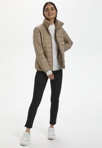 Kaffe KALORA - Casaco leve - amphora