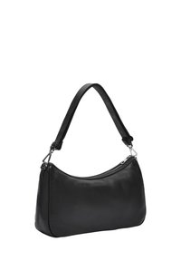 Borsa a mano in pelle nera con texture liscia, forma ricurva e una sola tracolla; presenta una chiusura con zip e dettagli in metallo.