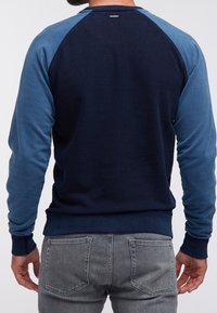 Petrol Industries Sudadera - blue